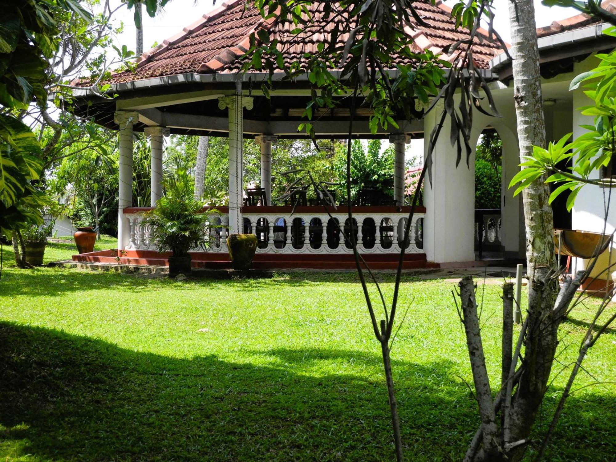 Top Of The Hill Guesthouse Weligama Exterior foto